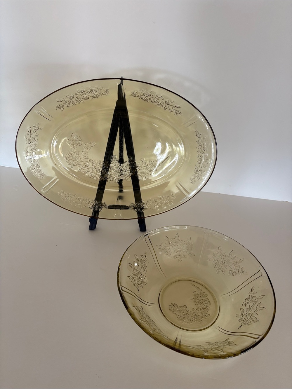FEDERAL SHARON CABBAGE ROSE 1930’s Depression Amber Glass Platter and Bowl